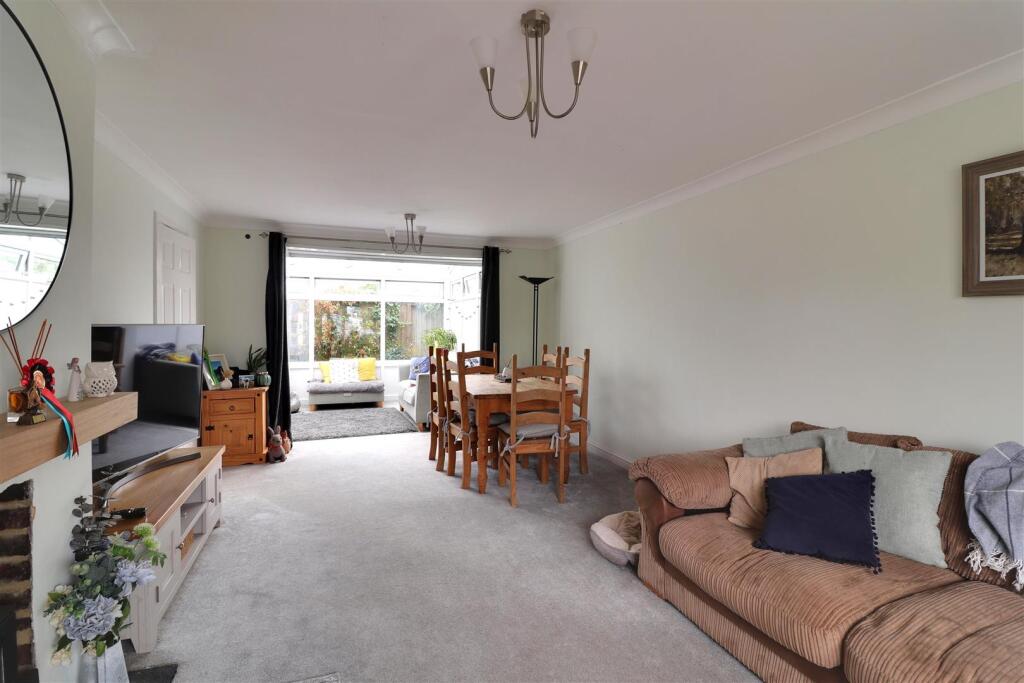 House in Stroud, Frampton on Severn - More