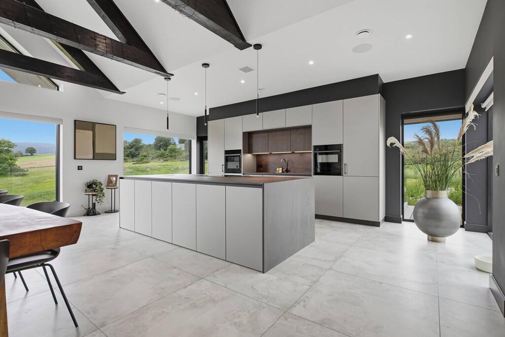 House in Aberdeen - View 5