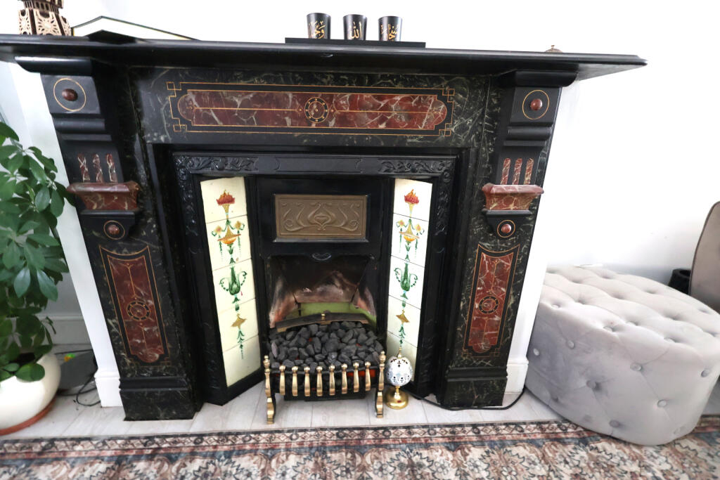 House in London - View 5