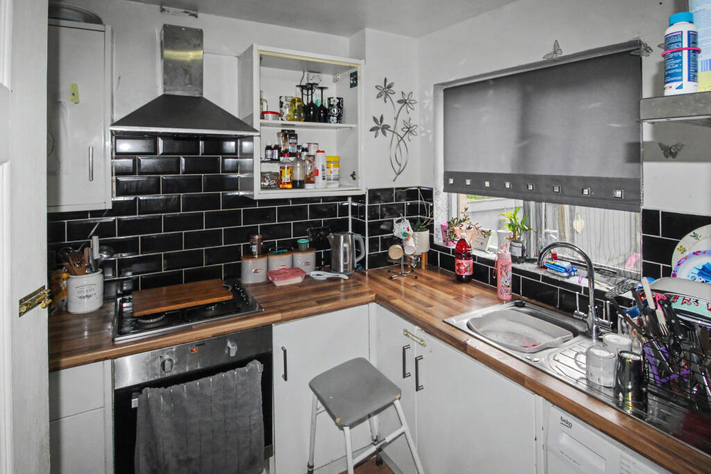 House in Bradford, Ferncliffe, Bingley - View 5