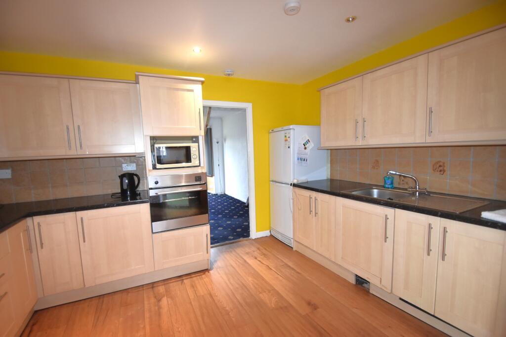 Watling Street, North Motherwell, Motherwell, North Lanarkshire photo 4