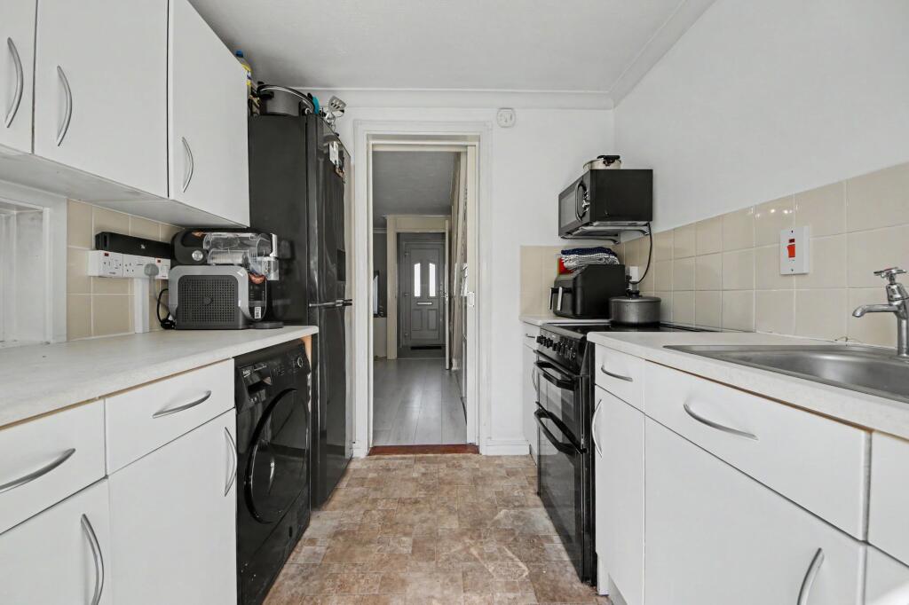 House in Southampton - View 3