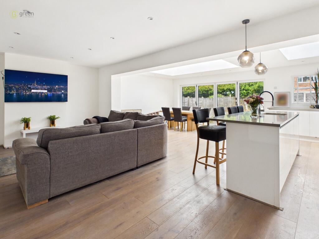 Vincent Road, Sutton Coldfield, B75 photo 3
