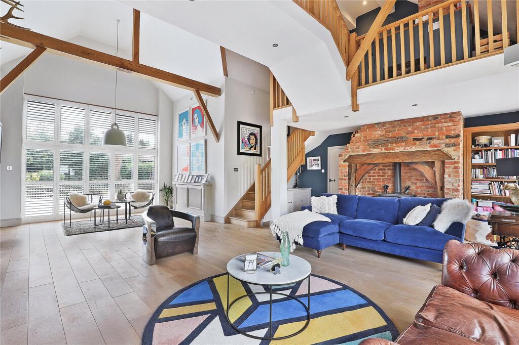 3-bed house on Chevers Hall, High Ongar, Essex, CM5, £900,000