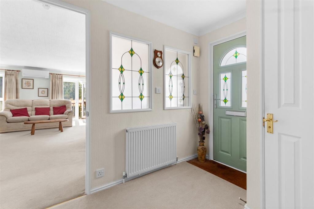 House in Brighton - More