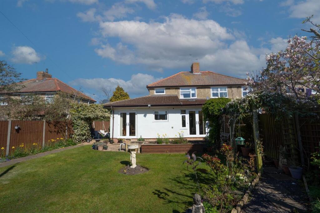 Waveney Drive, Lowestoft photo 2