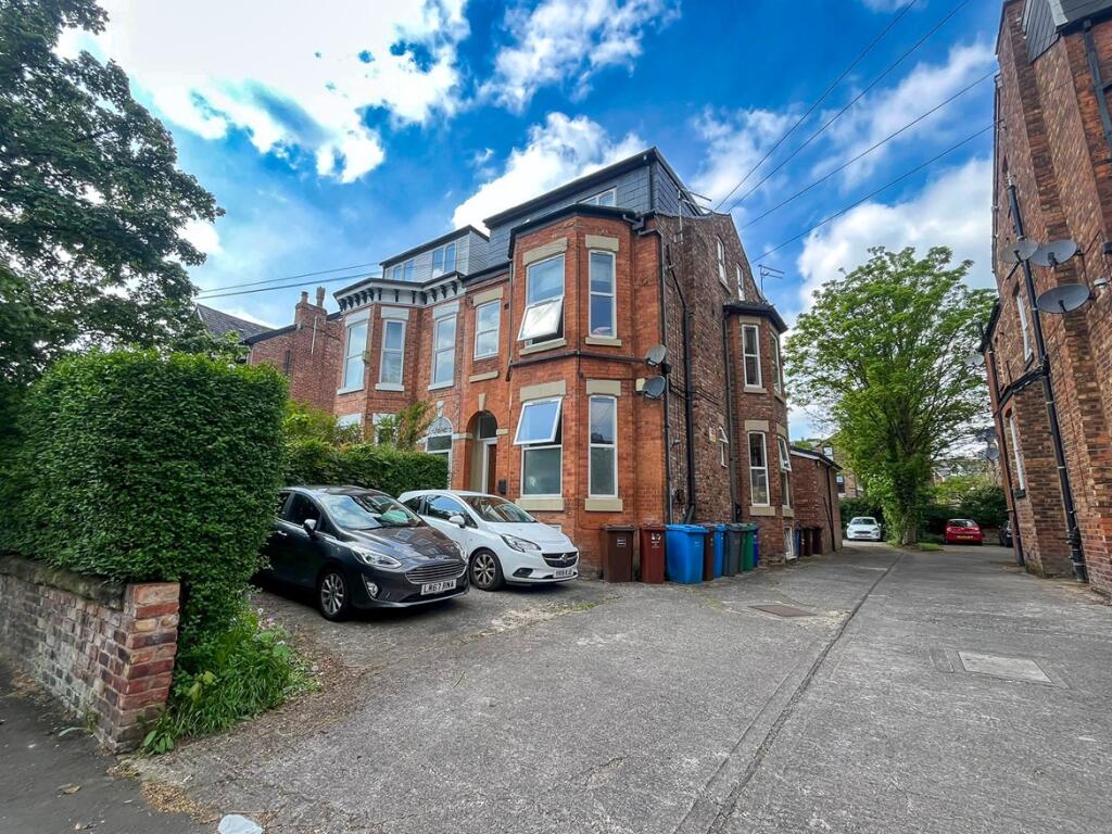 Main image of property: Flat , Old Lansdowne Road, West Didsbury, M20