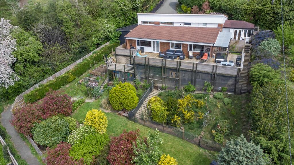 Main image of property: Red Bank, Welshpool