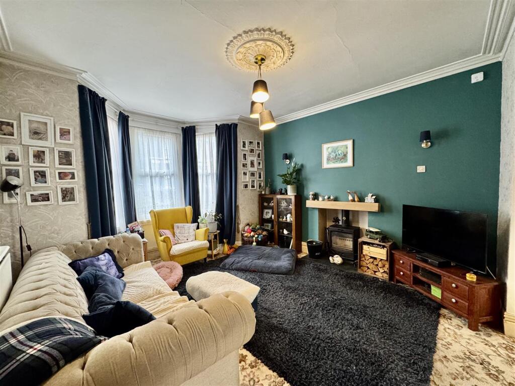 House in Ammanford - View 5