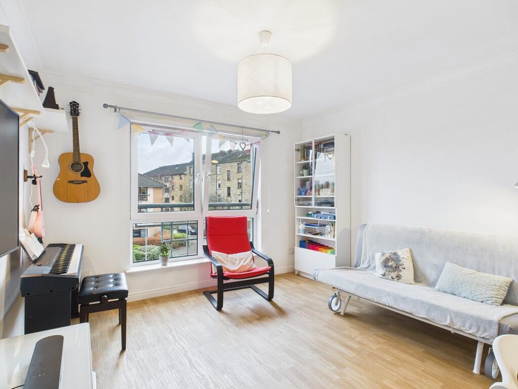 Apartment in Glasgow - View 4