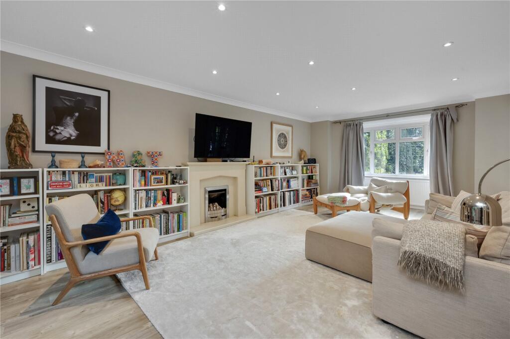 Clive Road, Esher, KT10 – pohled 4