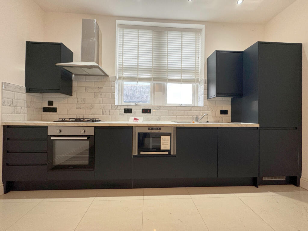 Main image of property: 7 Shaw Lane, Leeds, West Yorkshire, LS6