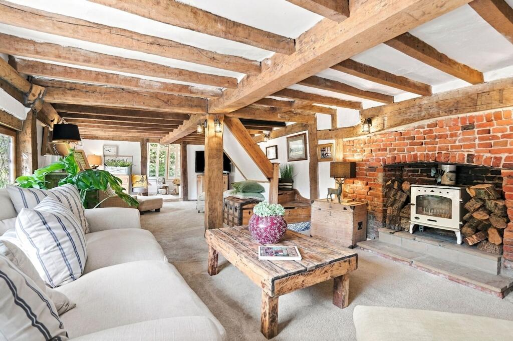 House in Romford - View 2