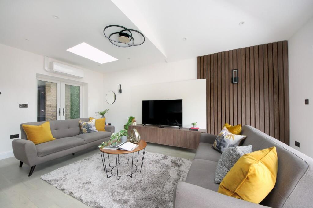 Apartment in London - View 4