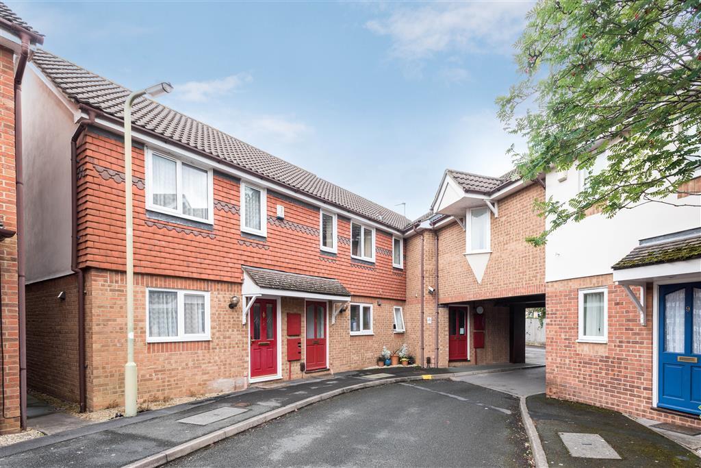 Main image of property: Costar Close, Littlemore, OXFORD