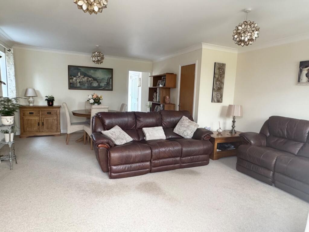 House in New Forest, Fawley - More