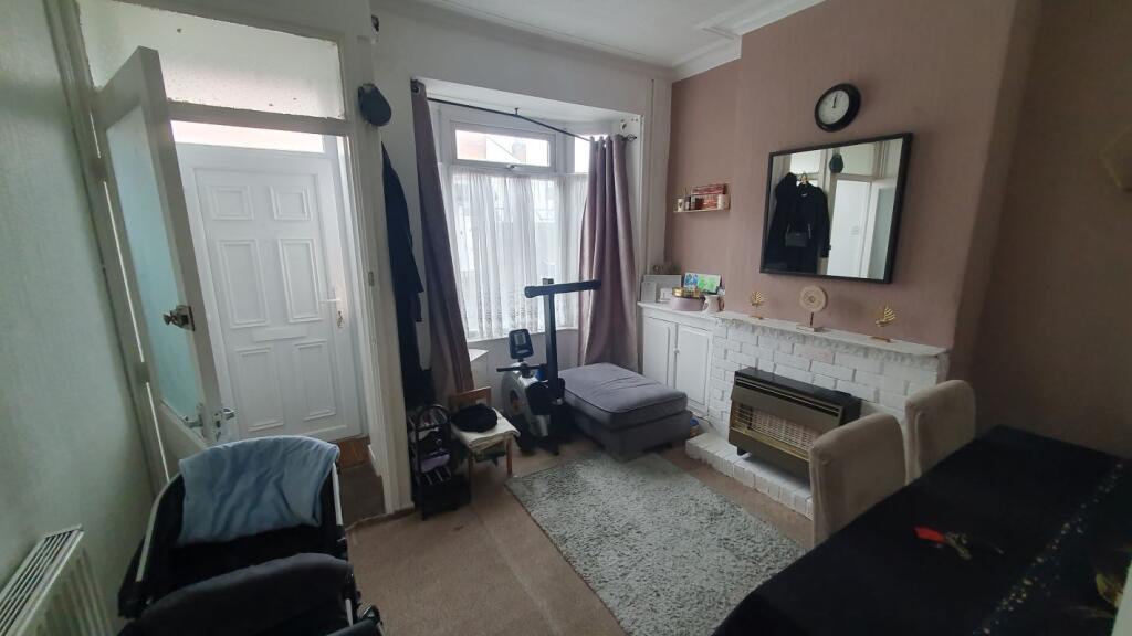House in Birmingham, West Midlands - View 3