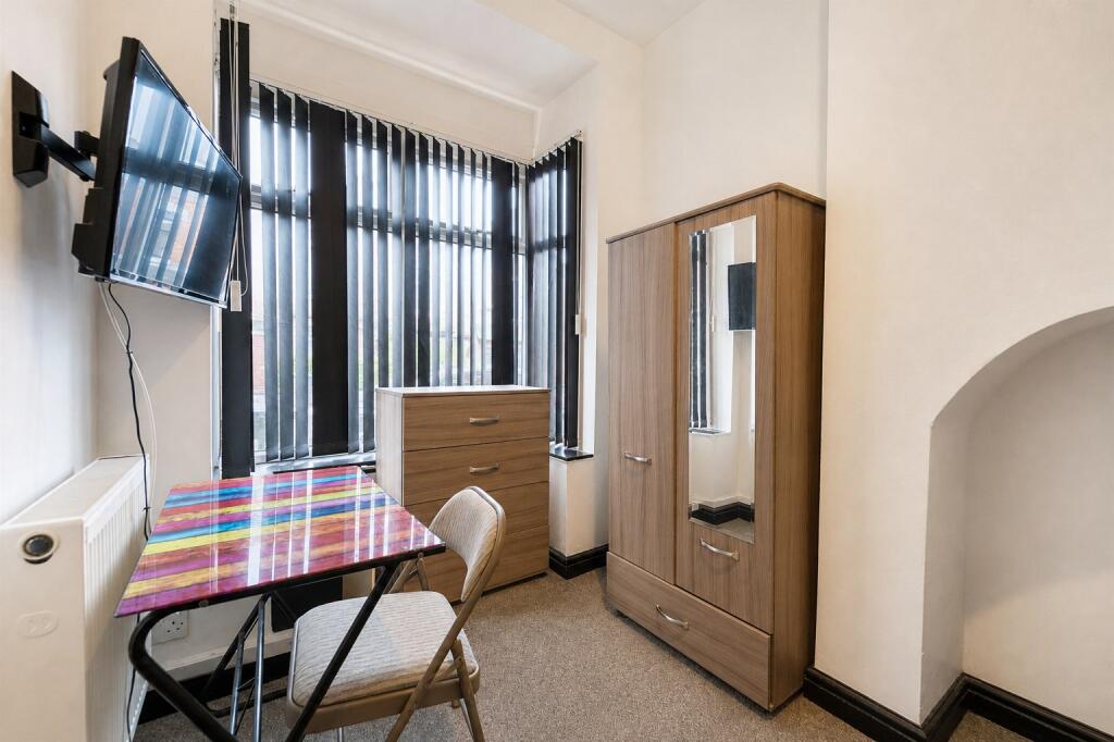House in Birmingham, Bournbrook - View 2