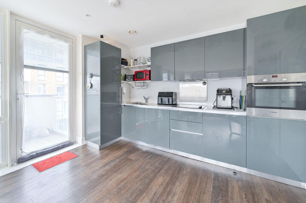 Apartment in London - View 4