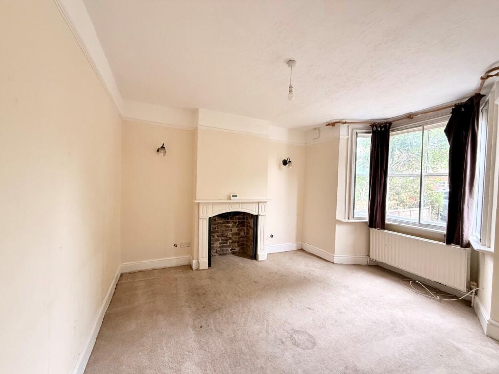 House in Twickenham - View 2