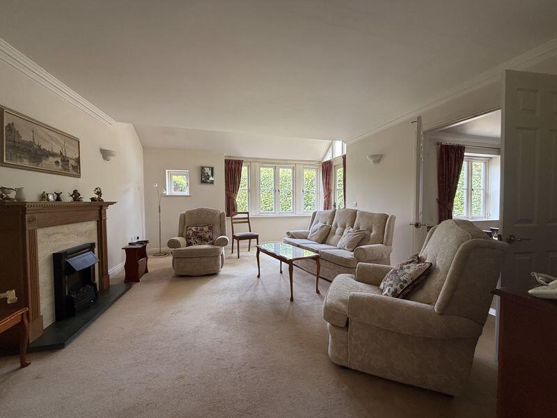 West Allcourt, Lechlade photo 5