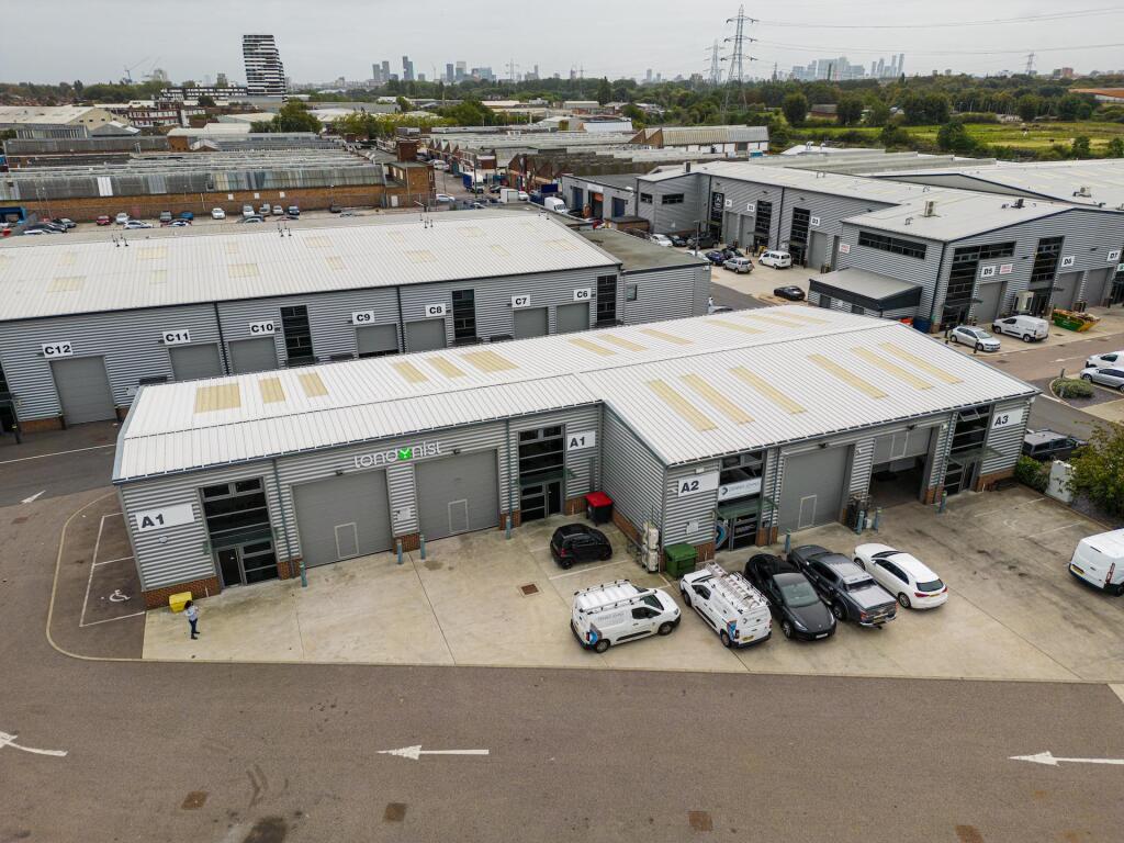 cap_ind_leyton_drone_025