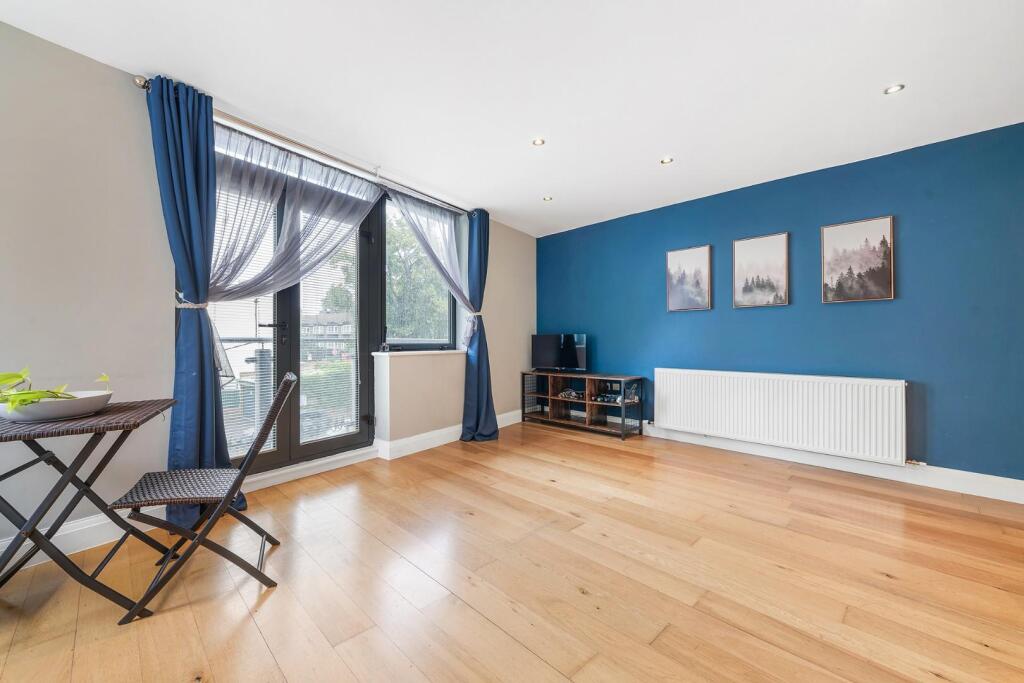 Apartment in London - View 4