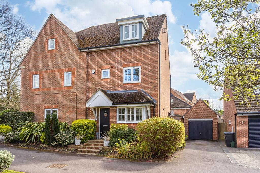 Main image of property: Loxfield Close, East Grinstead, RH19