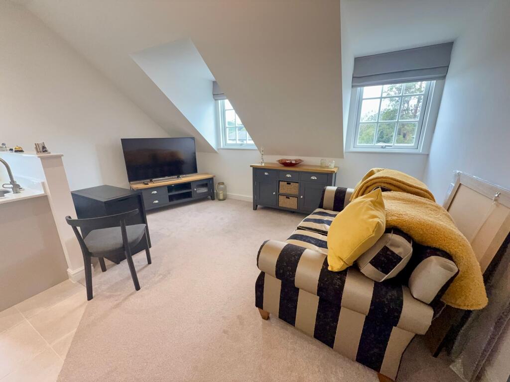 Apartment in Torquay - View 4
