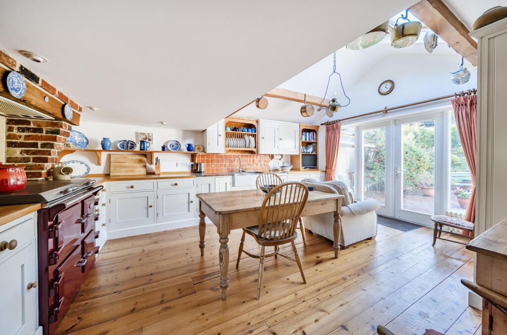 House in Basingstoke and Deane, Axford, Nutley - View 2