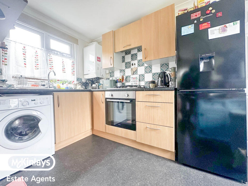 House in Taunton - View 5