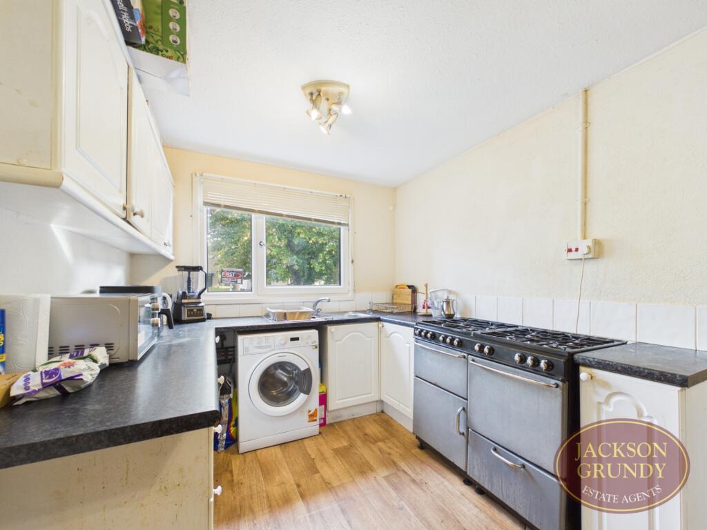 House in Northampton - View 3