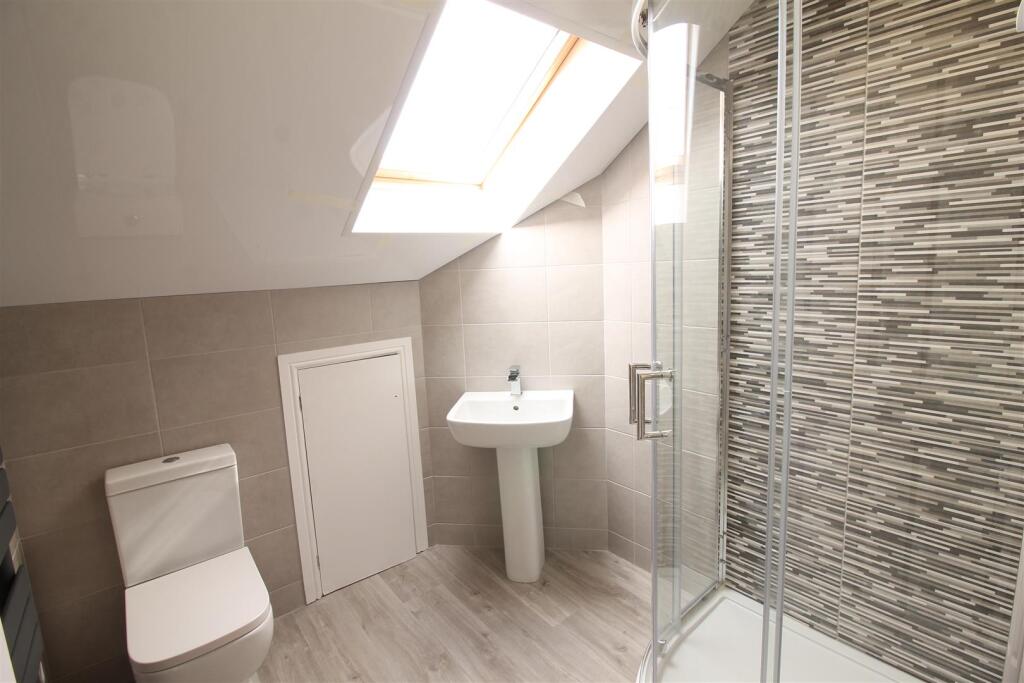 Apartment in Newcastle upon Tyne - More
