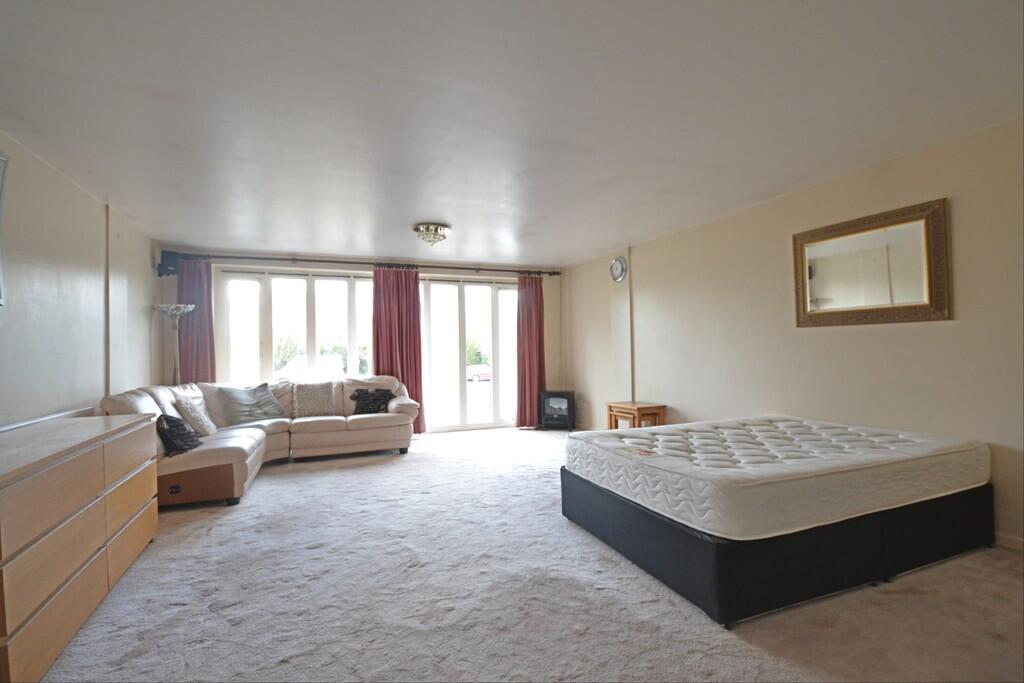 Stortford Road, Clavering - View 2