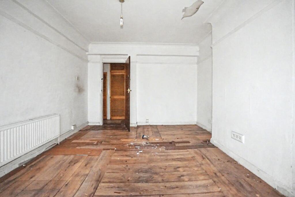 Apartment in London - View 4