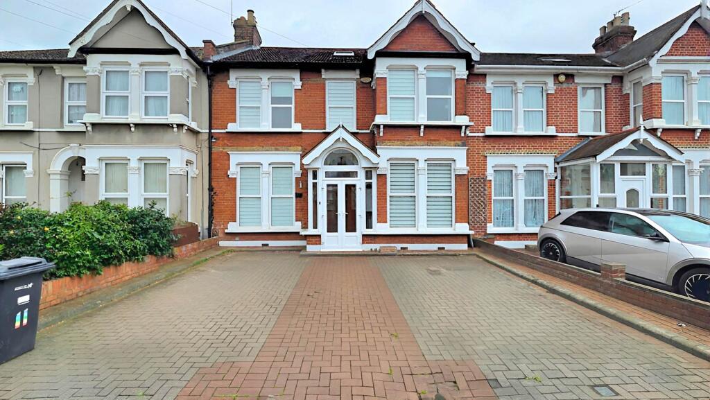 Main image of property: Aberdour Rd, Seven Kings, IG3 9SA