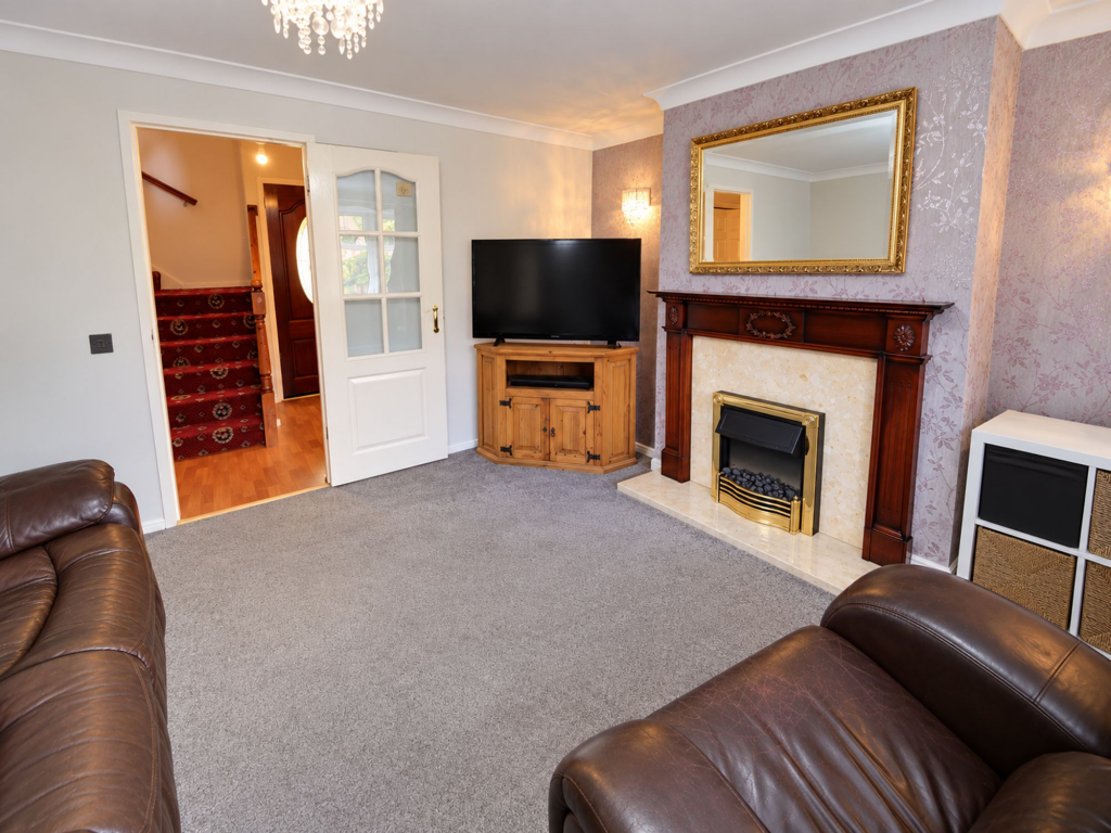 House in Runcorn, Halton Lea, Palacefields - View 4