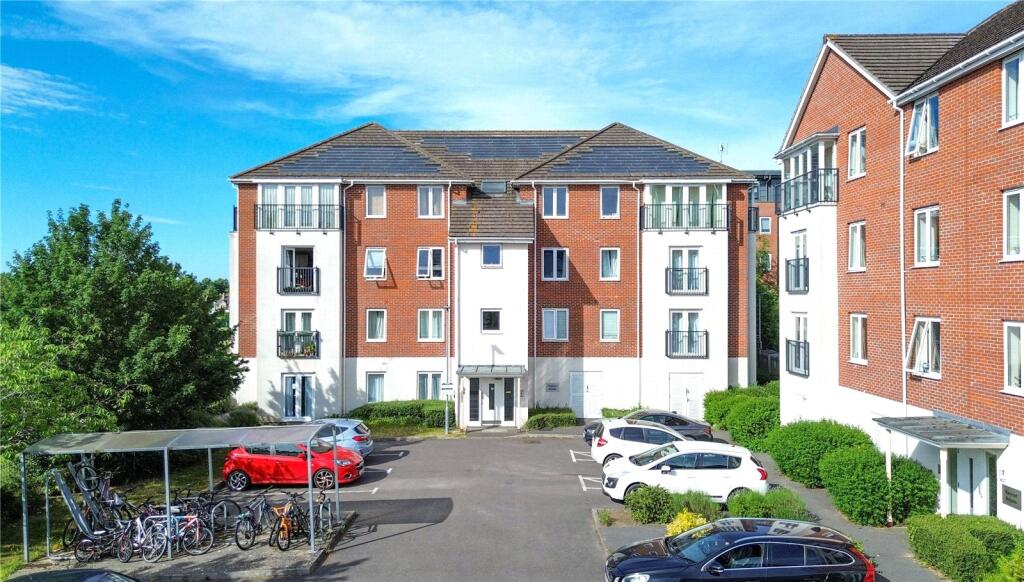 Main image of property: Regis Park Road, Reading, Berkshire, RG6
