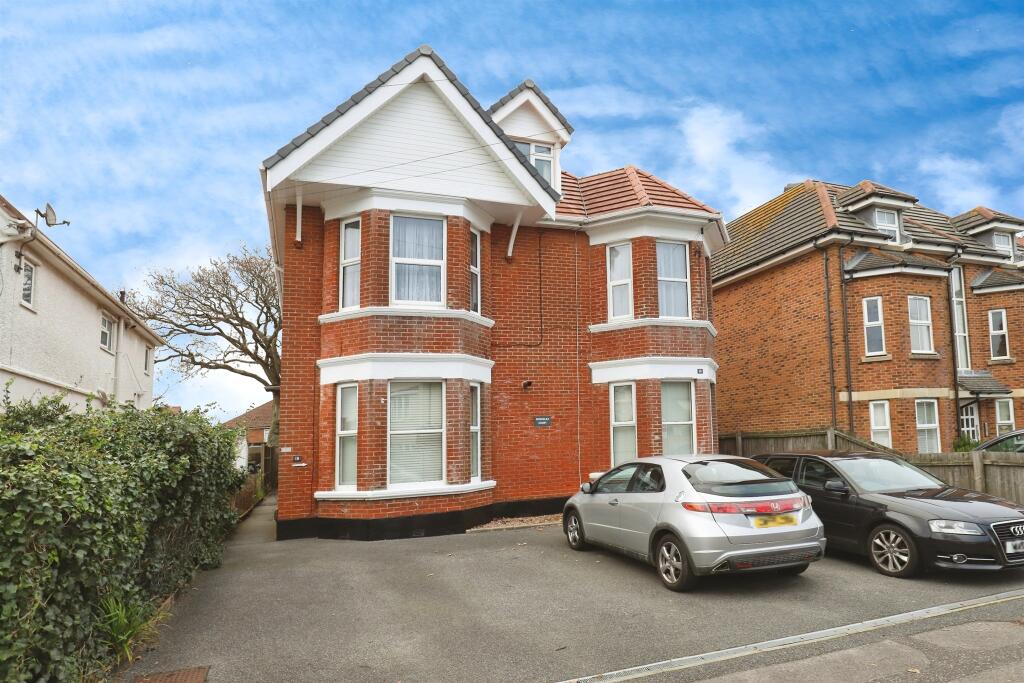Stourcliffe Avenue, Bournemouth