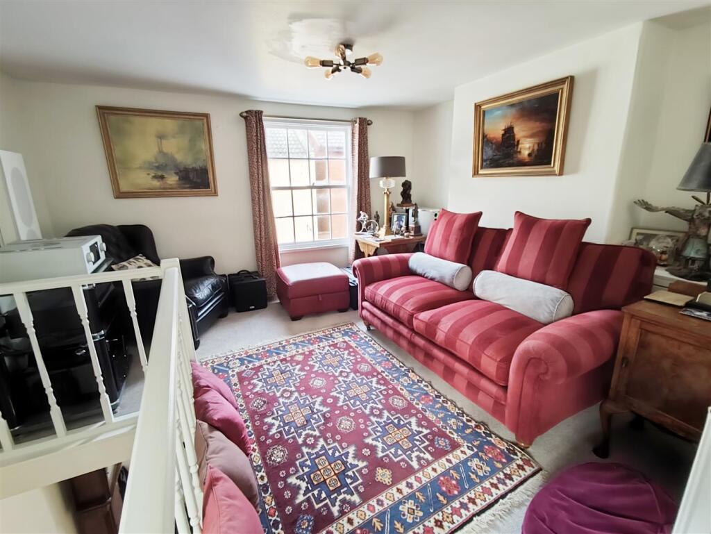 House in Peterborough, Crowland - View 2