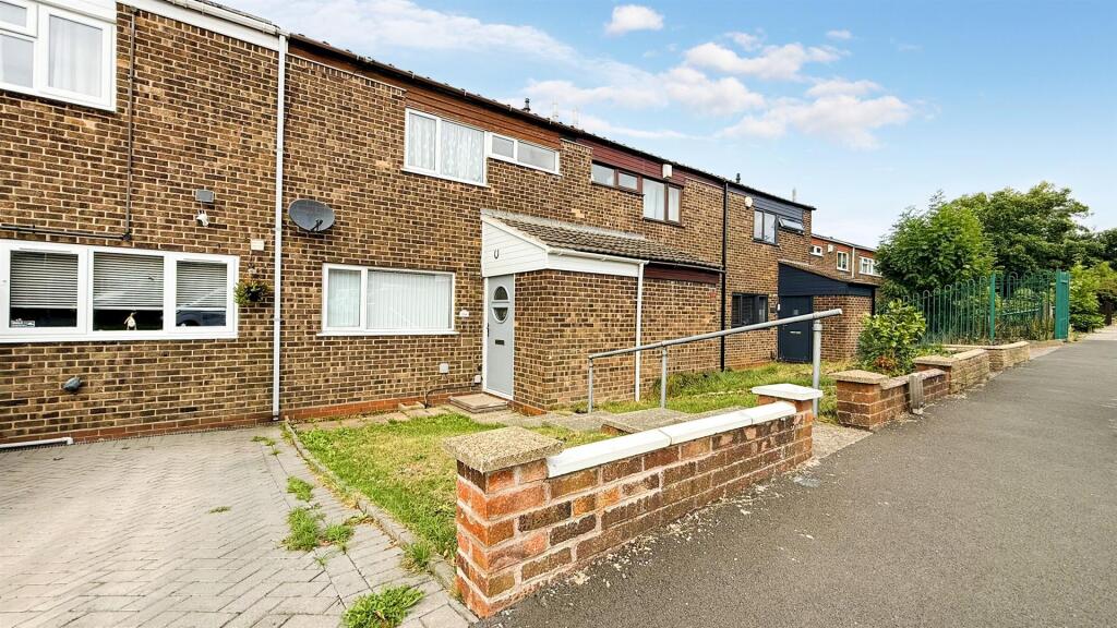 Main image of property: Rednal Road, Kings Norton, Birmingham