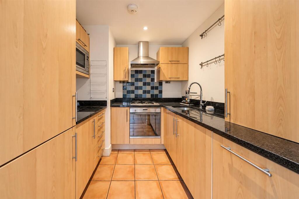 Falcon Road, SW11 photo 4