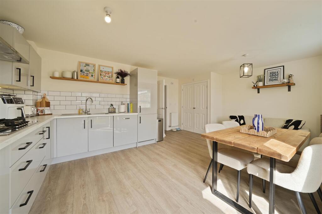 House in Barnsley, Bridge End, Penistone - View 4