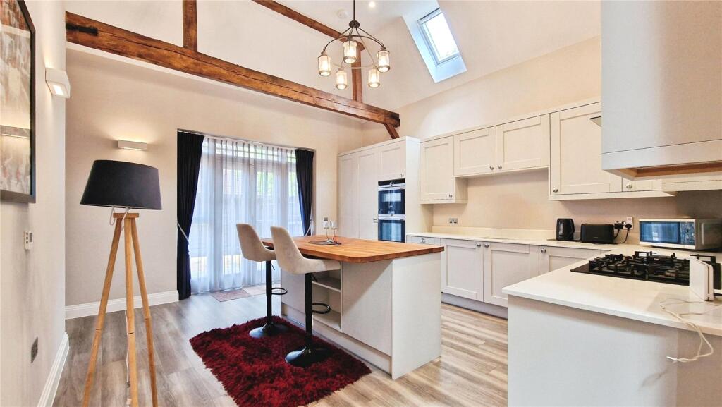House in Binfield, Amen Corner (North), Temple Park - View 5