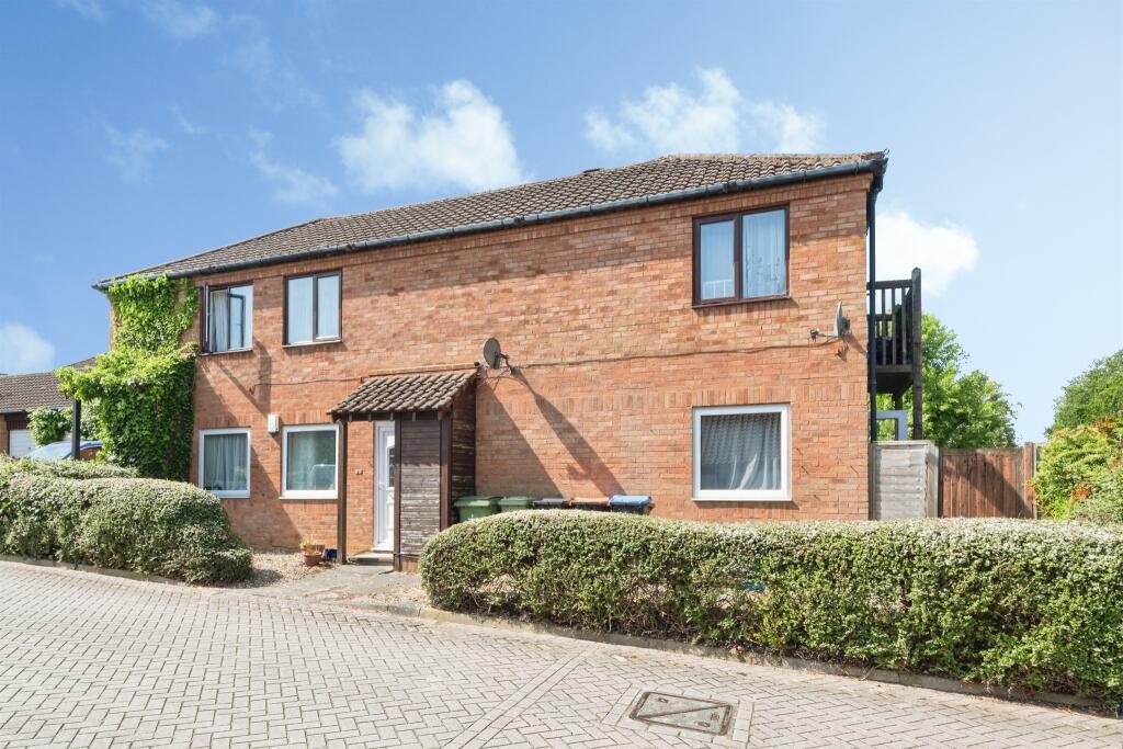 Main image of property: Coopers Mews, Neath Hill, Milton Keynes