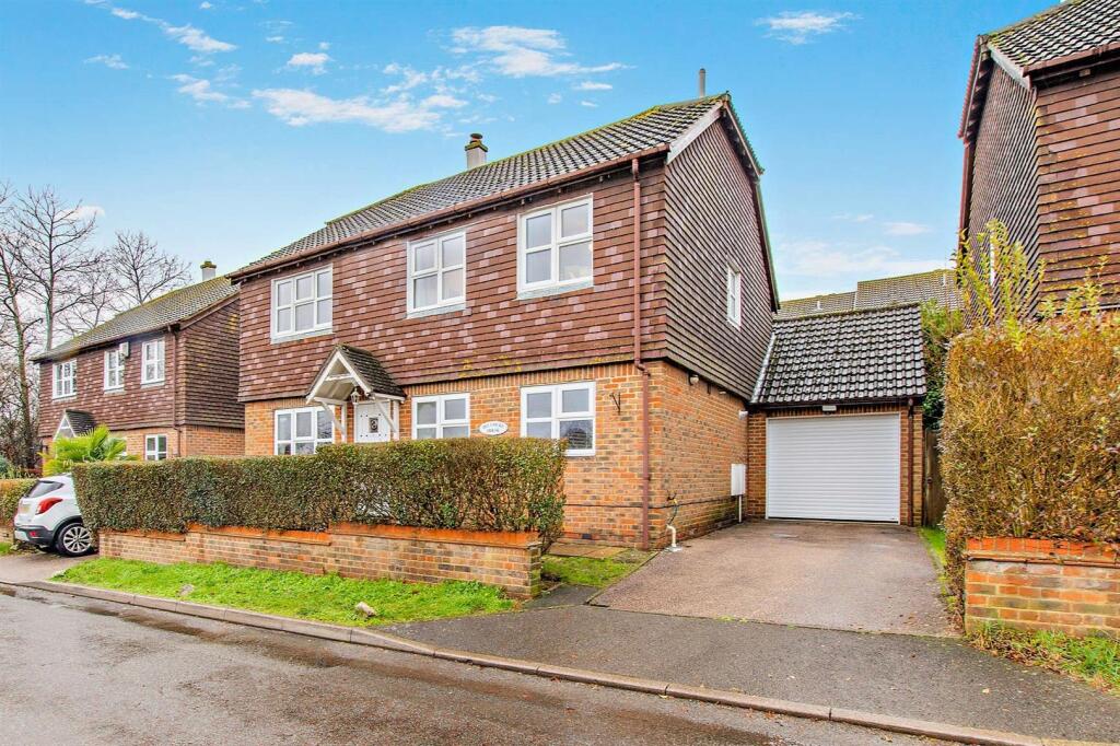 Main image of property: Weavering Street, Weavering, Maidstone