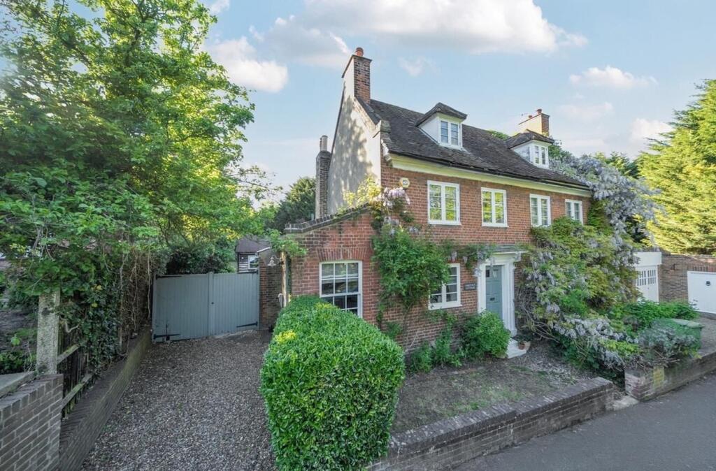 Main image of property: Old Perry Street, Chislehurst, Kent, BR7