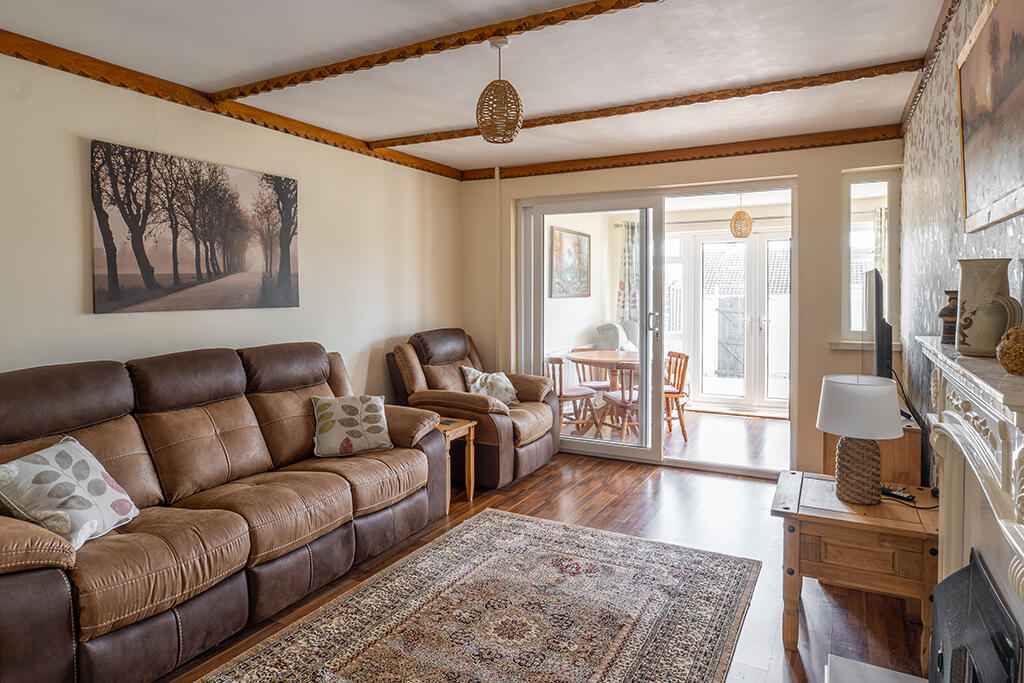 House in Walsall, Ryders Hayes, High Heath - More