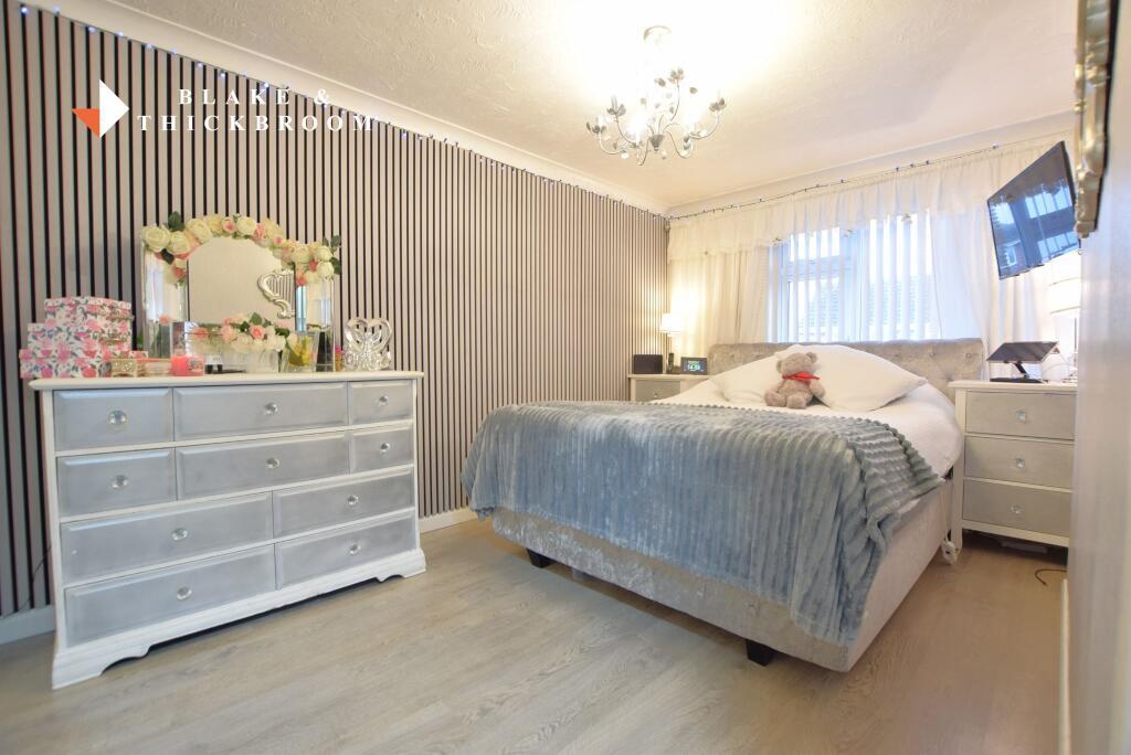 Chipstead Walk, Clacton-on-Sea, Essex, CO16 8FH photo 4