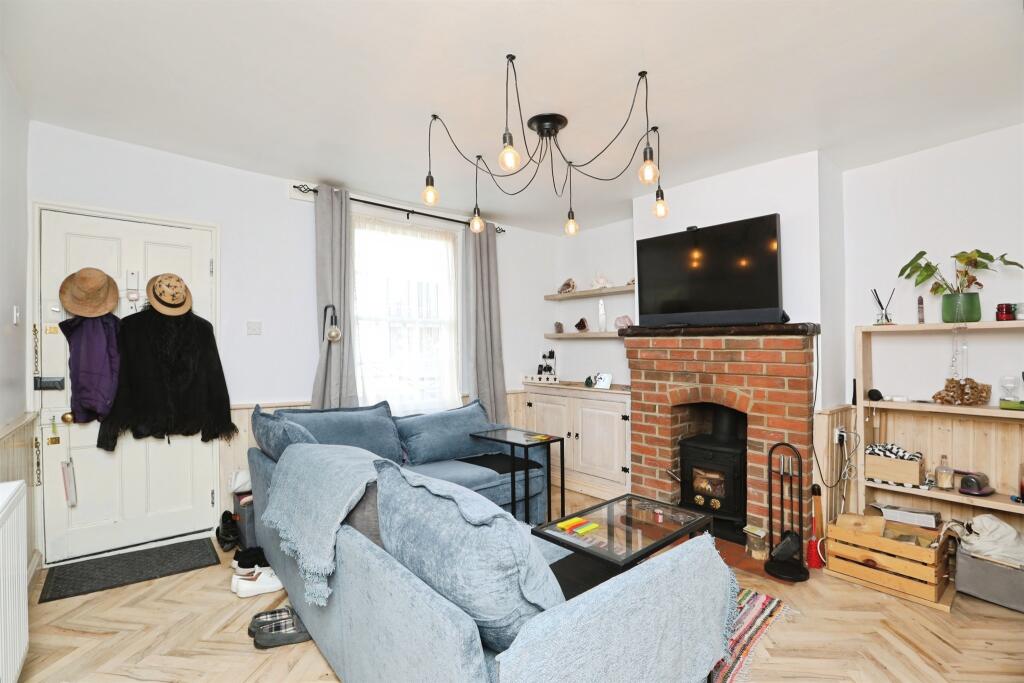 House in Sheerness, Mile Town - View 5